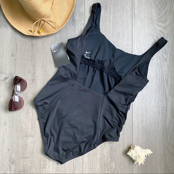 NWT Nike Essential U-Back One-Piece Swimsuit - Picture 4 of 5